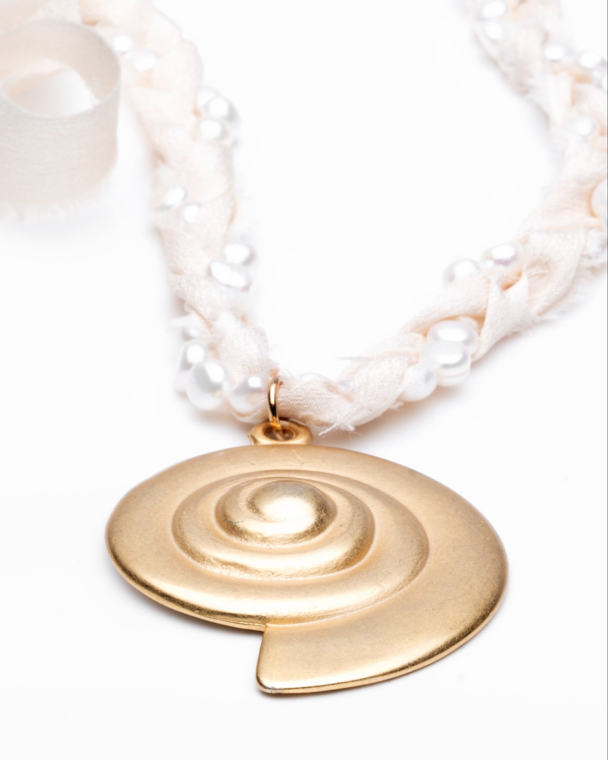 Julia Necklace – Palvé | Hand made jewlery